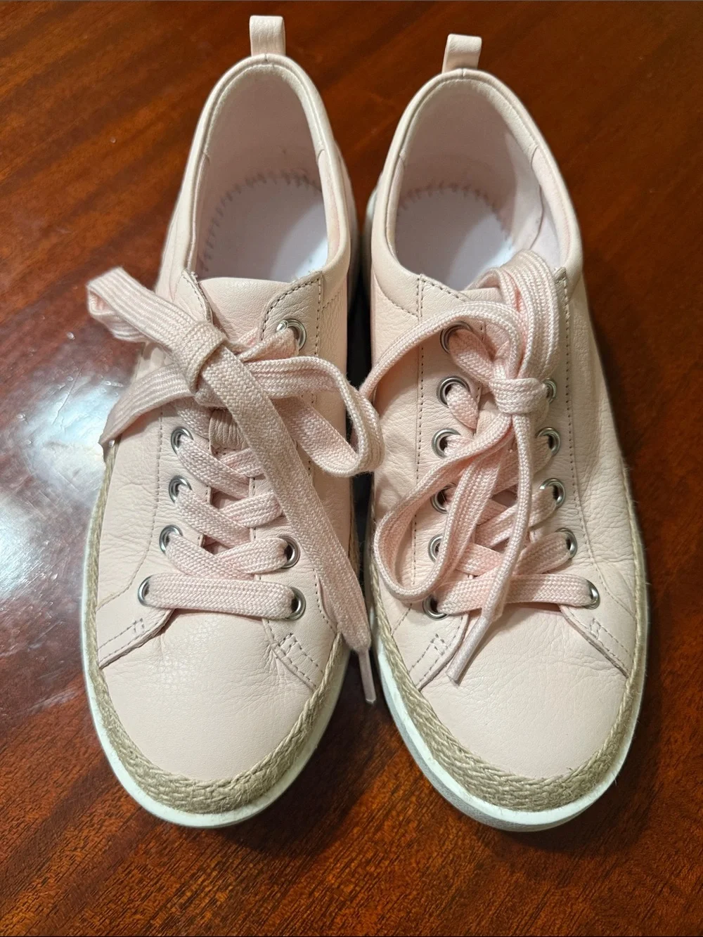 Vionic Winny leather sneakers
